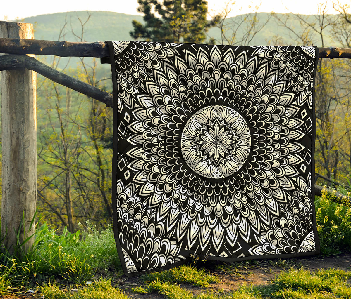Black And White Mandala Print Quilt