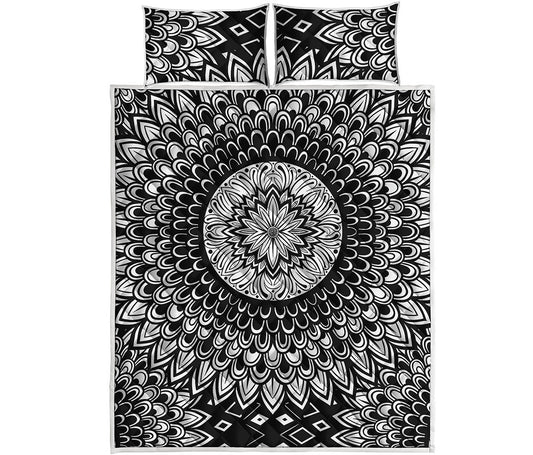 Black And White Mandala Print Quilt Bed Set