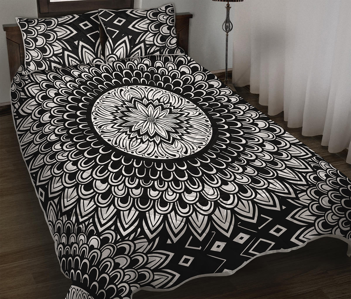 Black And White Mandala Print Quilt Bed Set