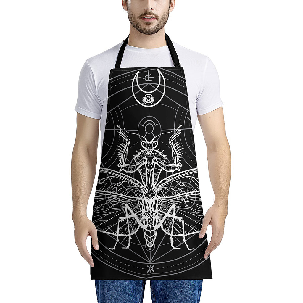 Black And White Mantis Spirit Print Apron