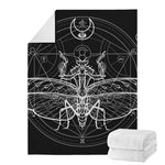 Black And White Mantis Spirit Print Blanket