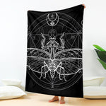 Black And White Mantis Spirit Print Blanket