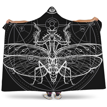 Black And White Mantis Spirit Print Hooded Blanket