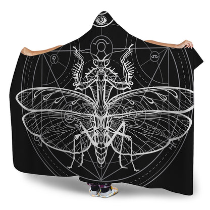 Black And White Mantis Spirit Print Hooded Blanket