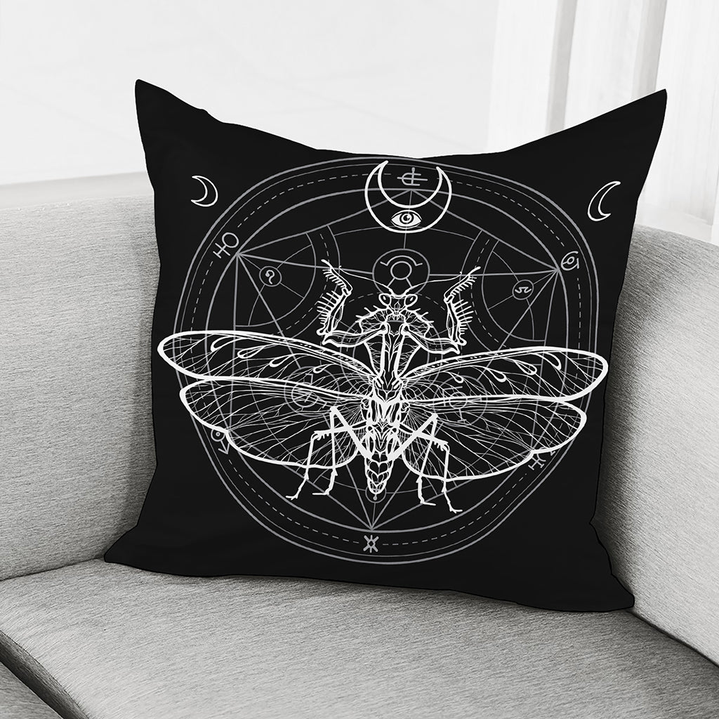 Black And White Mantis Spirit Print Pillow Cover