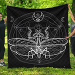 Black And White Mantis Spirit Print Quilt