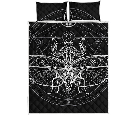 Black And White Mantis Spirit Print Quilt Bed Set