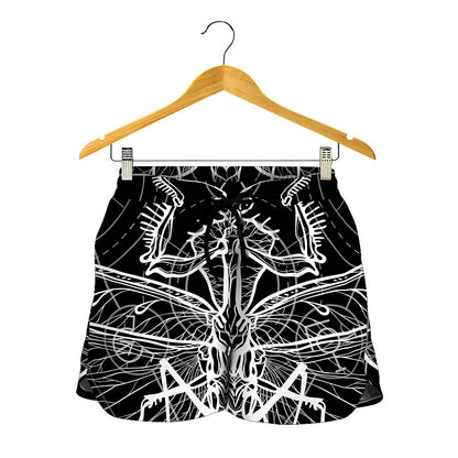 Black And White Mantis Spirit Print Women's Shorts