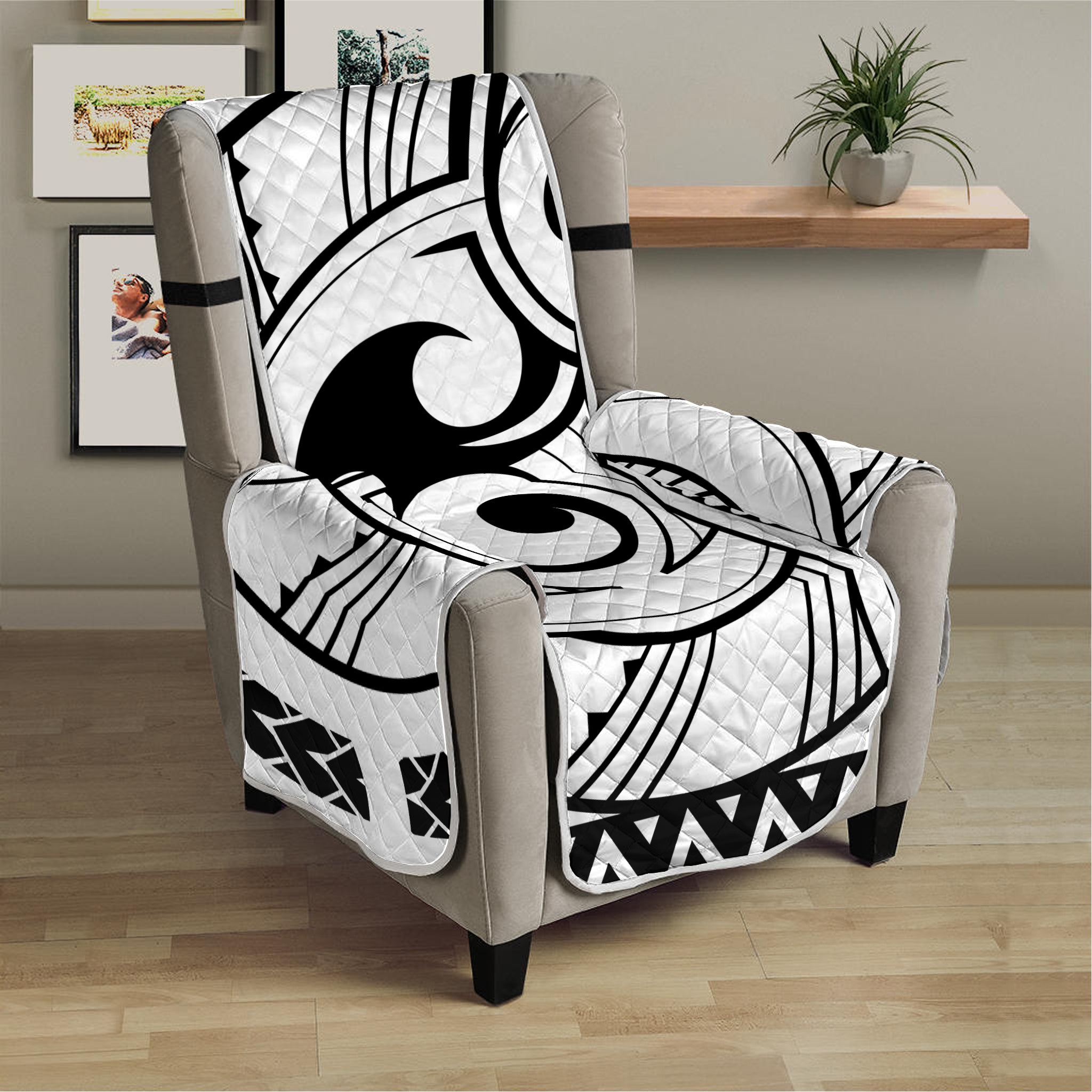 Black And White Maori Pattern Print Armchair Protector