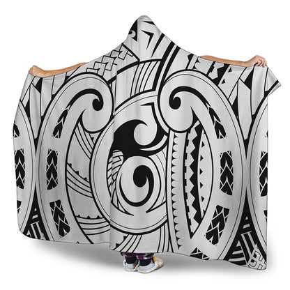 Black And White Maori Pattern Print Hooded Blanket