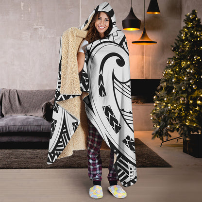 Black And White Maori Pattern Print Hooded Blanket
