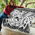 Black And White Maori Pattern Print Quilt