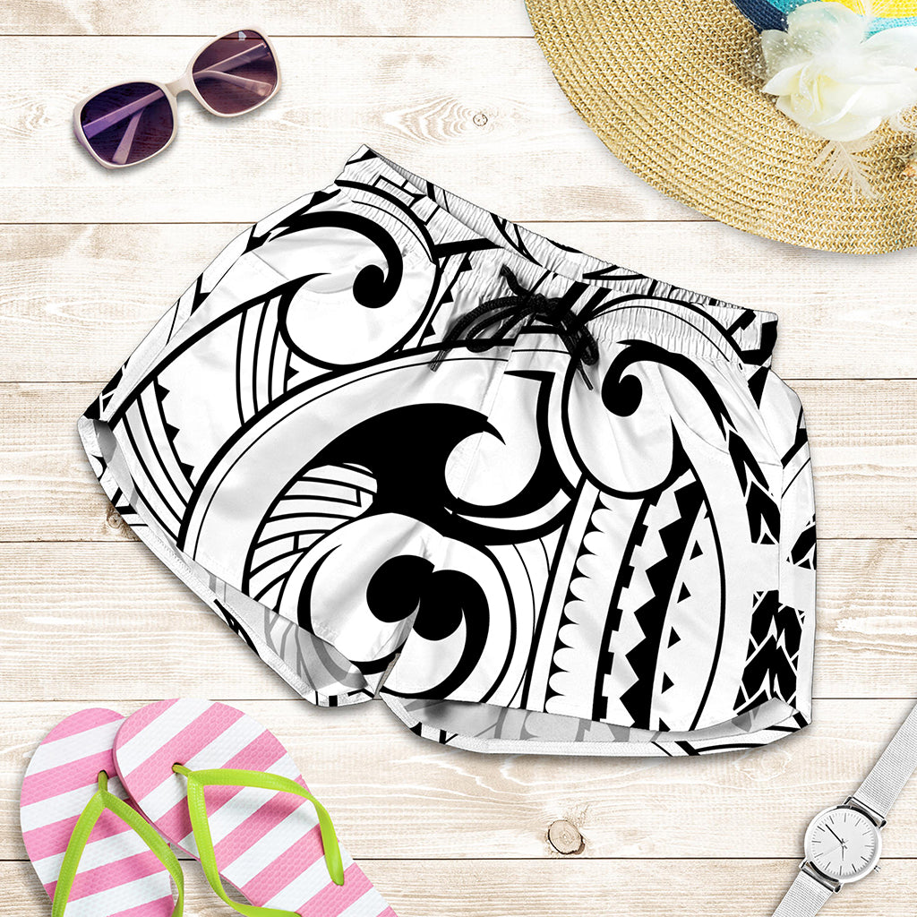 Black And White Maori Pattern Print Women's Shorts