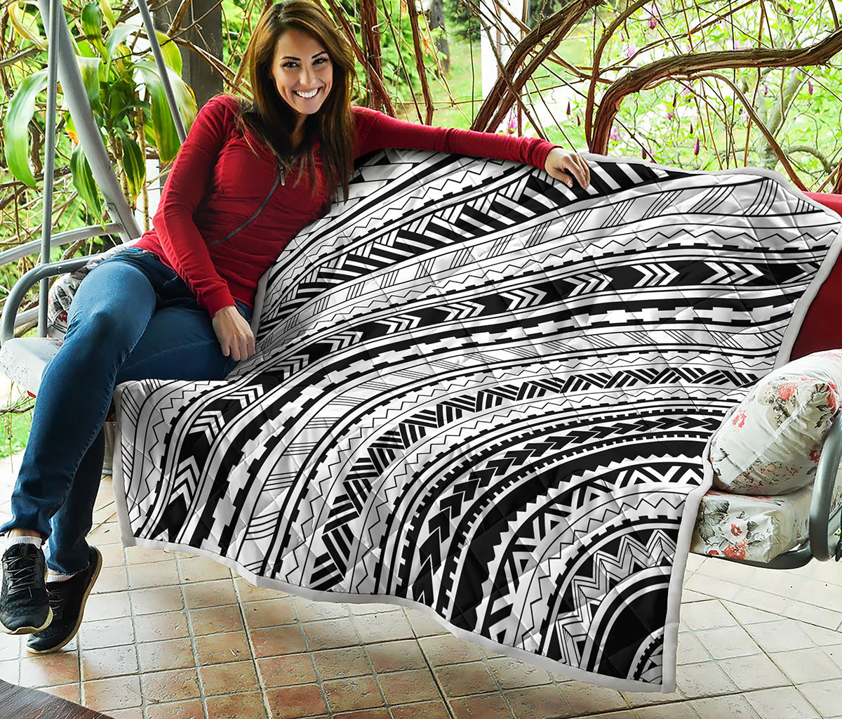 Black And White Maori Polynesian Print Quilt