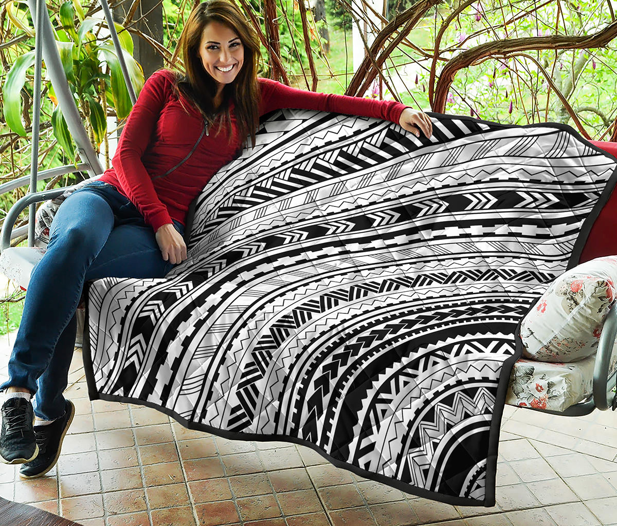 Black And White Maori Polynesian Print Quilt
