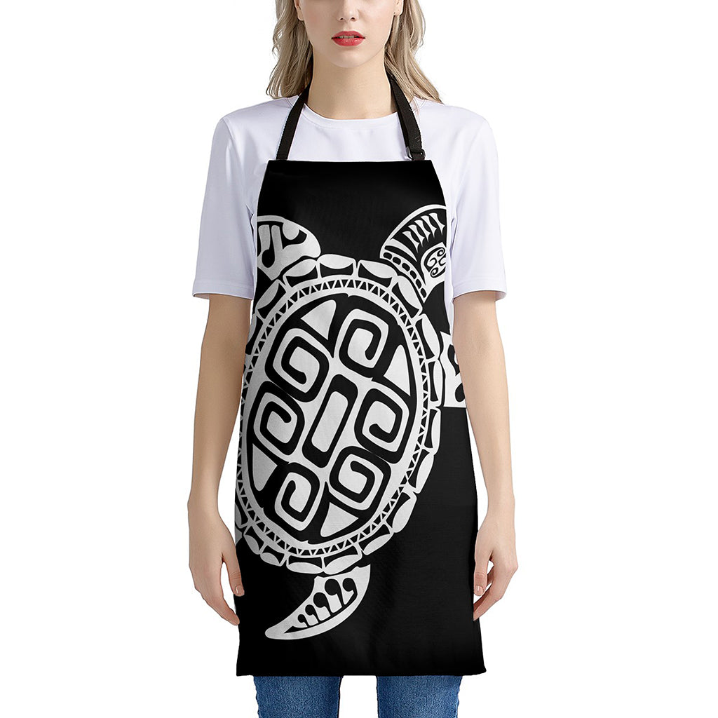 Black And White Maori Sea Turtle Print Apron