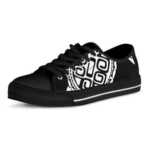 Black And White Maori Sea Turtle Print Black Low Top Shoes 