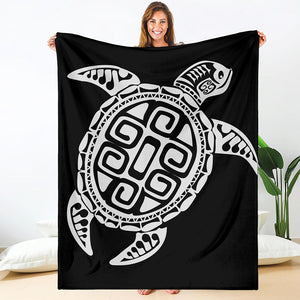 Black And White Maori Sea Turtle Print Blanket