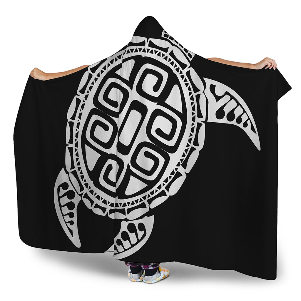 Black And White Maori Sea Turtle Print Hooded Blanket