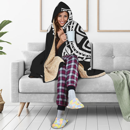 Black And White Maori Sea Turtle Print Hooded Blanket