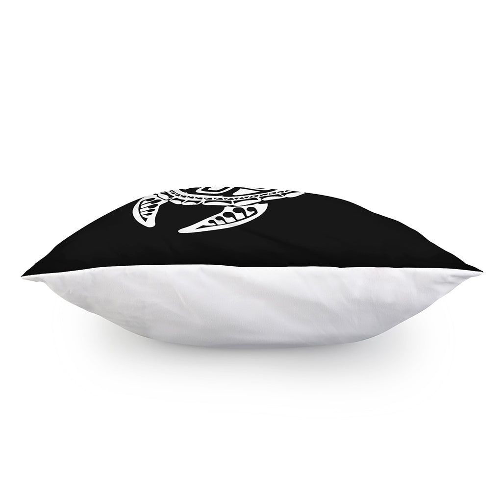 Black And White Maori Sea Turtle Print Pillow Cover