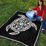 Black And White Maori Sea Turtle Print Quilt