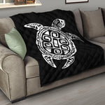 Black And White Maori Sea Turtle Print Quilt