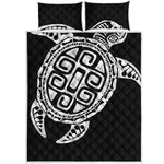 Black And White Maori Sea Turtle Print Quilt Bed Set