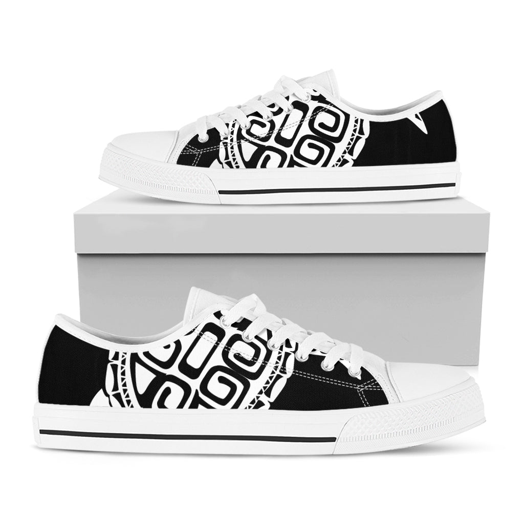 Black And White Maori Sea Turtle Print White Low Top Shoes