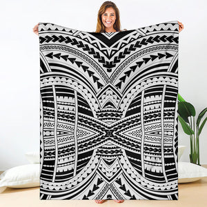 Black And White Maori Tribal Print Blanket