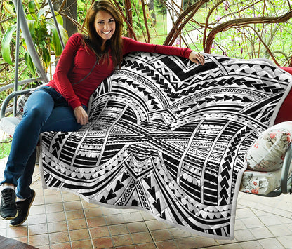 Black And White Maori Tribal Print Quilt