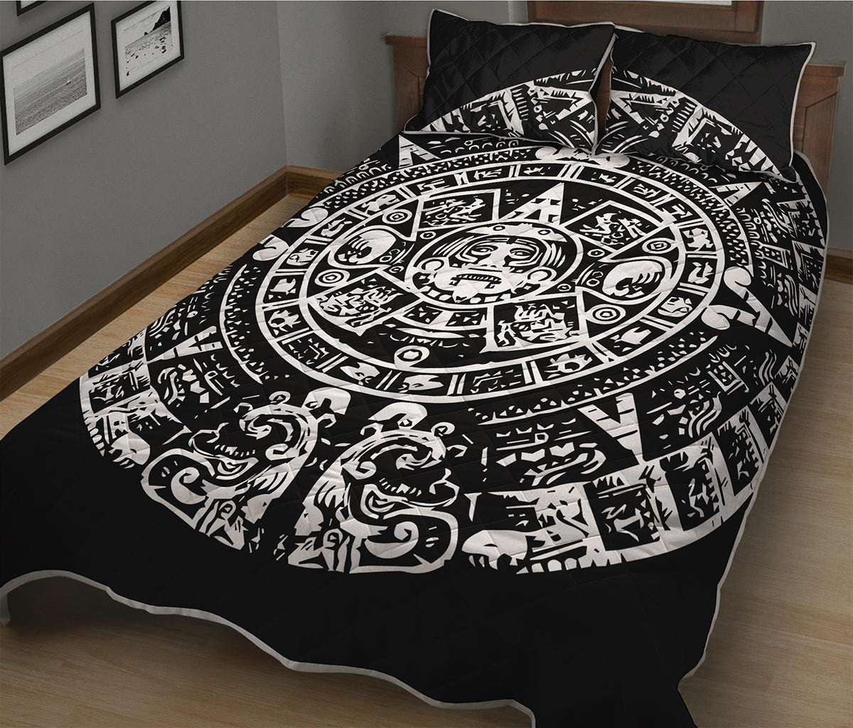 Black And White Maya Calendar Print Quilt Bed Set