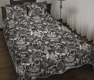 Black And White Mechanic Pattern Print Quilt Bed Set