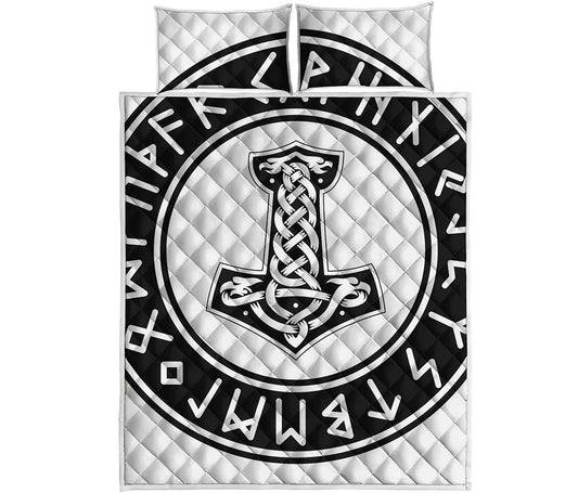 Black And White Mjolnir Print Quilt Bed Set