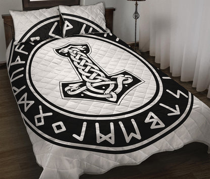 Black And White Mjolnir Print Quilt Bed Set