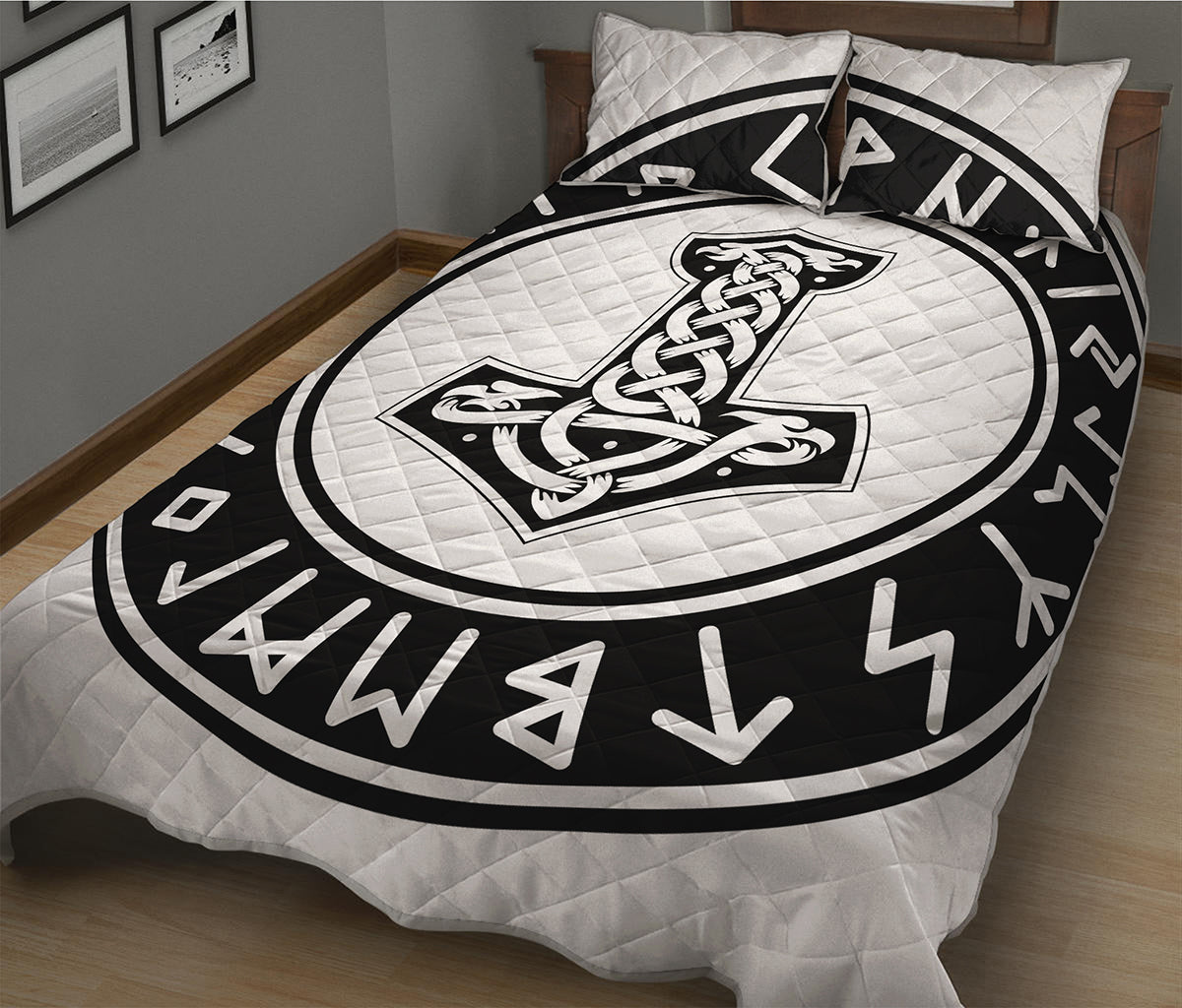 Black And White Mjolnir Print Quilt Bed Set