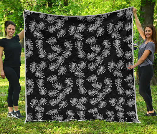 Black And White Monstera Pattern Print Quilt