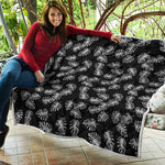 Black And White Monstera Pattern Print Quilt
