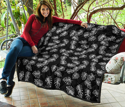Black And White Monstera Pattern Print Quilt
