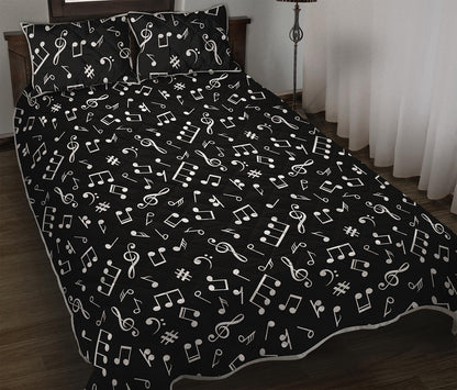 Black And White Music Note Pattern Print Quilt Bed Set
