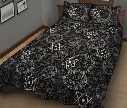 Black And White Mystic Witch Print Quilt Bed Set