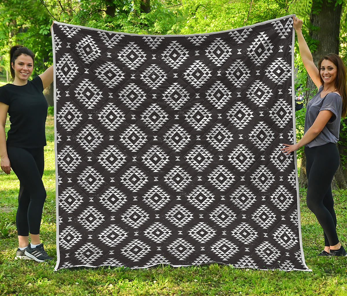 Black And White Navajo Pattern Print Quilt