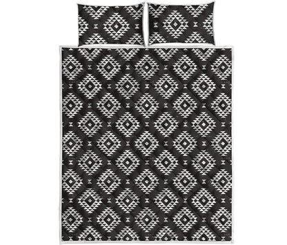 Black And White Navajo Pattern Print Quilt Bed Set