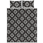 Black And White Navajo Pattern Print Quilt Bed Set