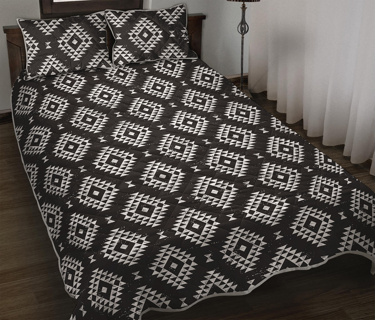 Black And White Navajo Pattern Print Quilt Bed Set