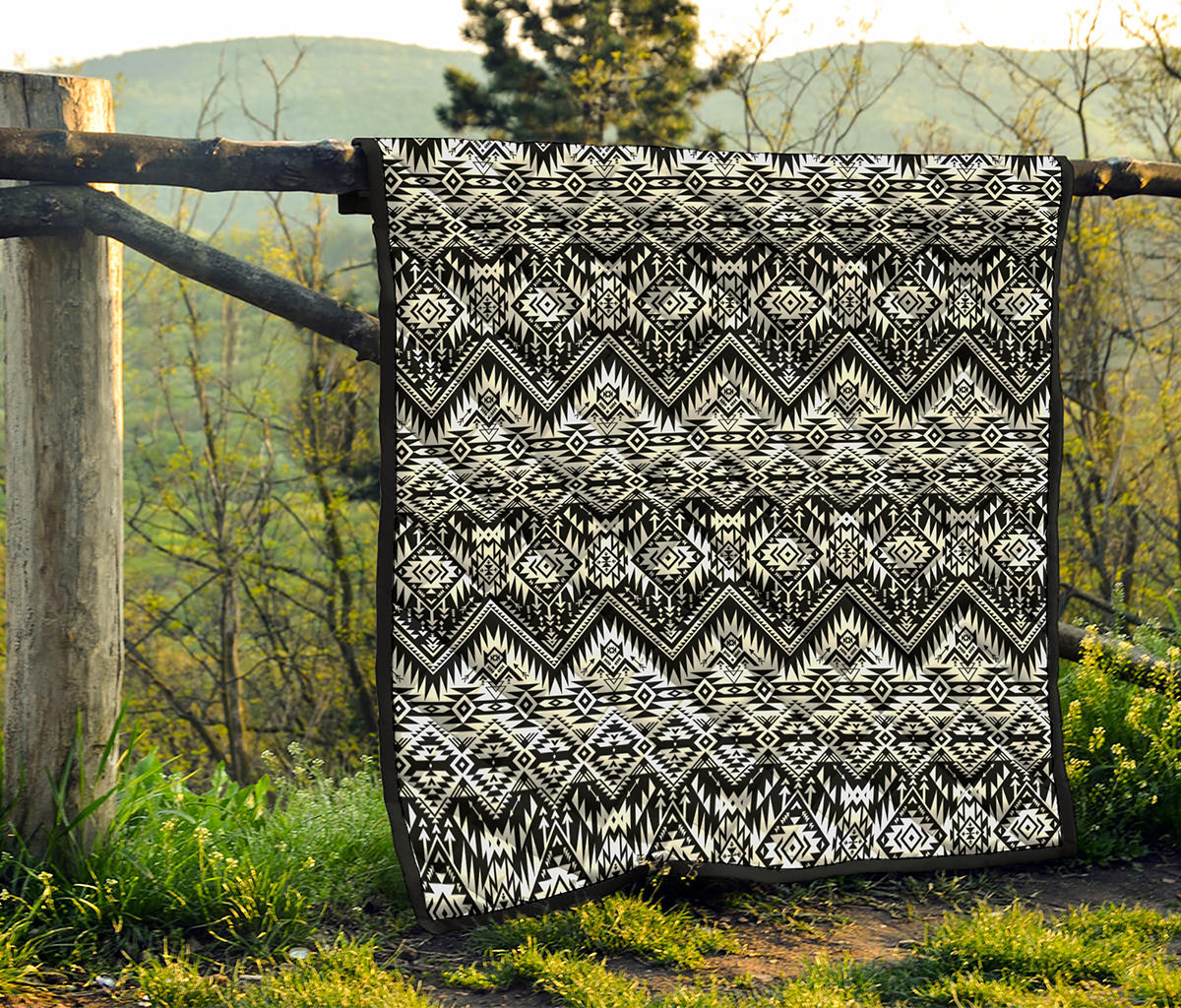 Black And White Navajo Print Quilt