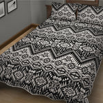 Black And White Navajo Print Quilt Bed Set