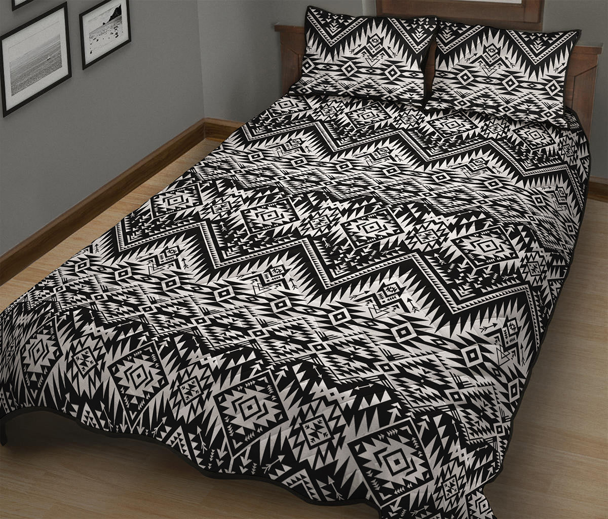 Black And White Navajo Print Quilt Bed Set