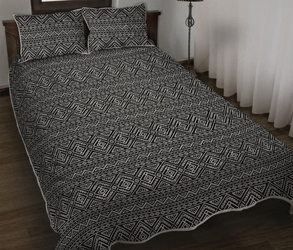 Black And White Navajo Tribal Print Quilt Bed Set