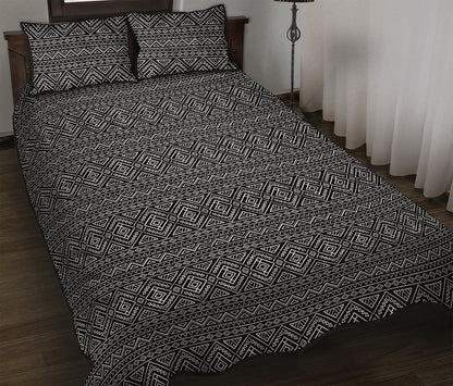 Black And White Navajo Tribal Print Quilt Bed Set